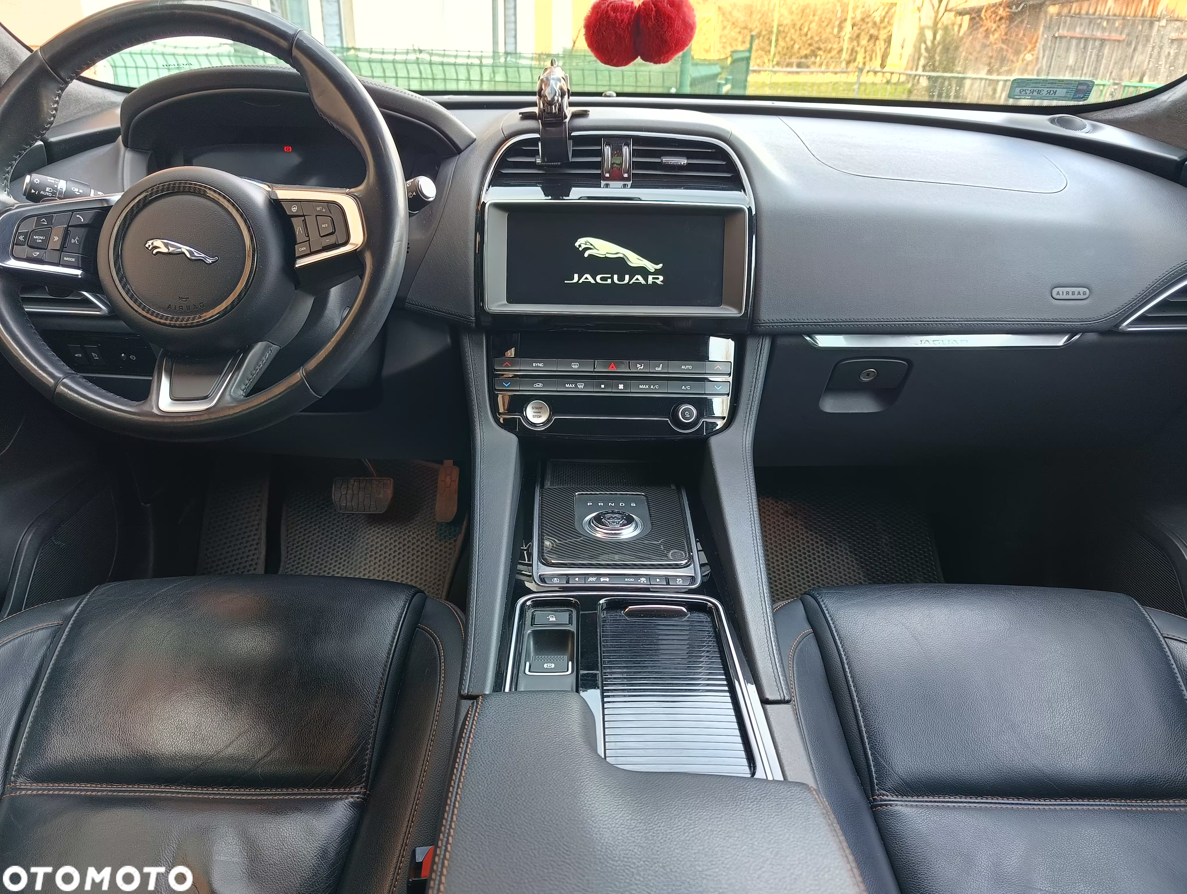 Jaguar F-Pace 2.0 i4D AWD Prestige - 6