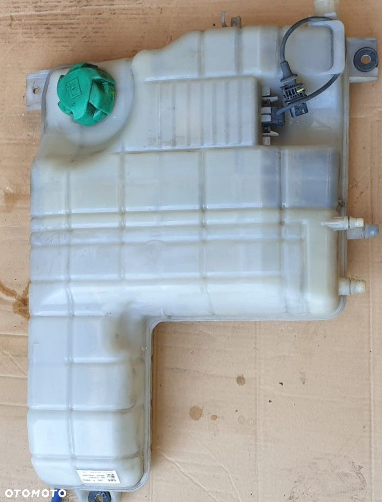ZBIORNICZEK ZBIORNIK WYRÓWNAWCZY WODY DAF XF XG XG+ 2161881  615003 - 3