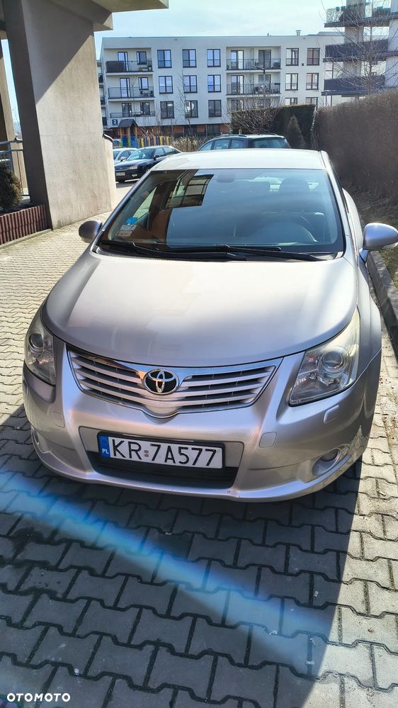 Toyota Avensis 1.8 Sol plus - 10