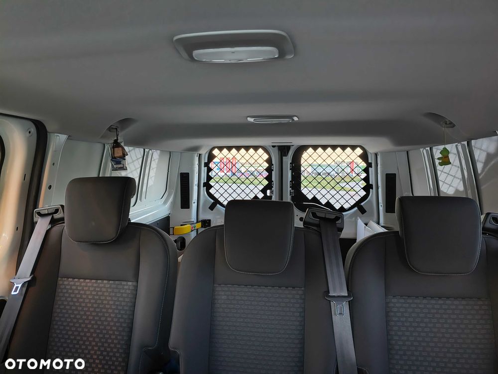 Ford Transit Custom - 8