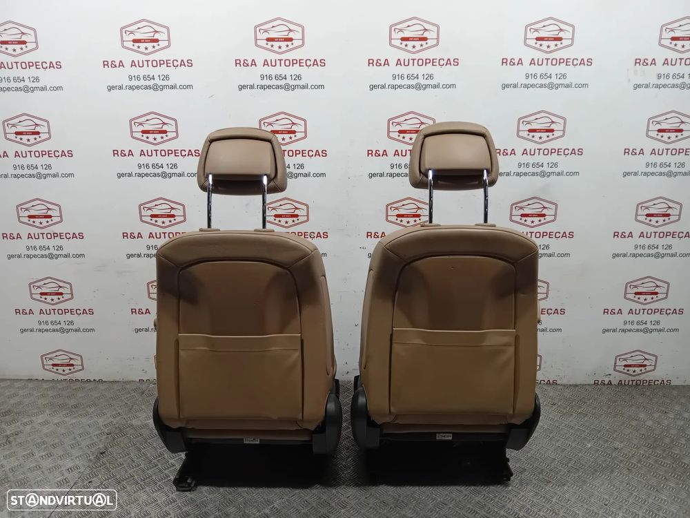 Conjunto de Bancos Elétricos Mercedes Class C W204 Sedan em Pele Original - 10