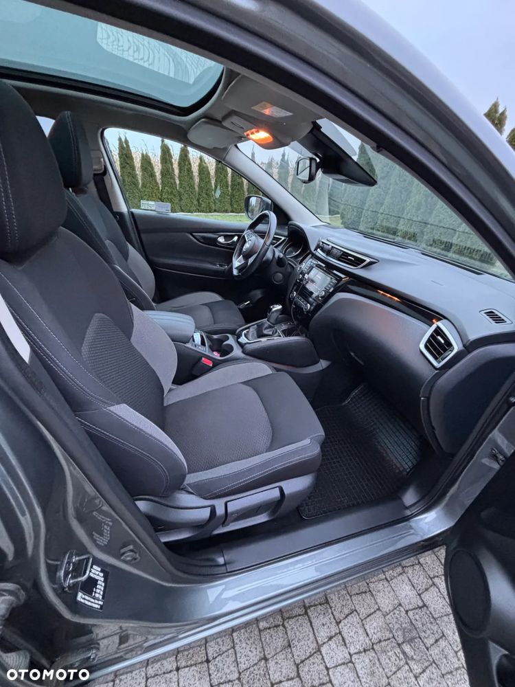 Nissan Qashqai 1.7 dCi 4x4 N-Connecta Xtronic - 6