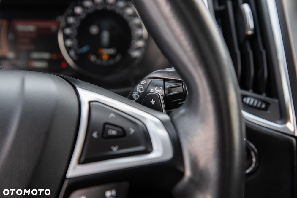 Ford S-Max 2.0 EcoBlue Allrad VIGNALE - 23