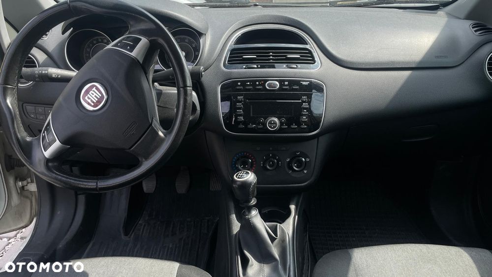 Fiat Punto 1.4 Easy S&S - 5