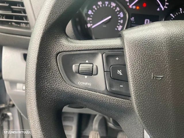 Peugeot Expert 2.0 BlueHDi L3H1 Semi-Vidrado - 16