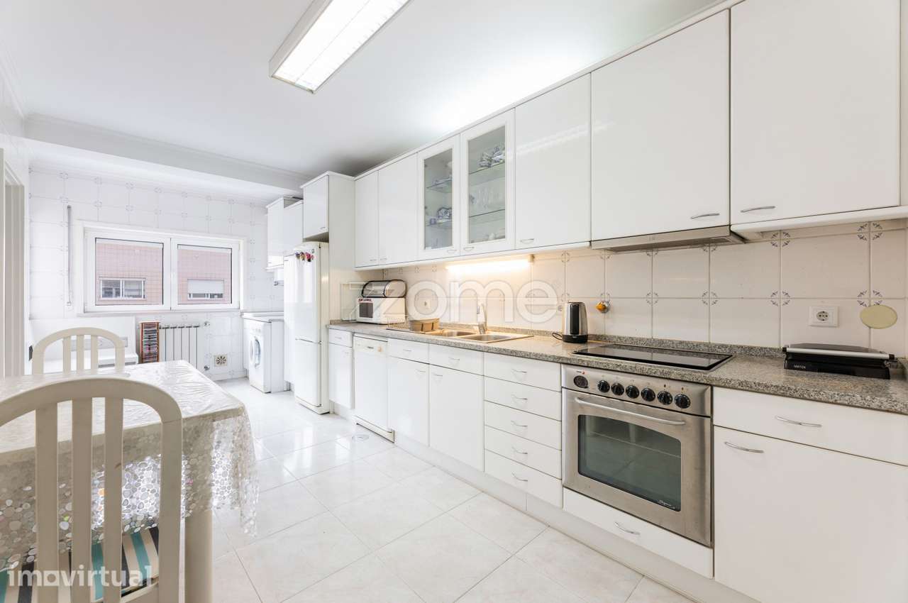 Apartamento T3 com garagem fechada - Grande imagem: 2/33