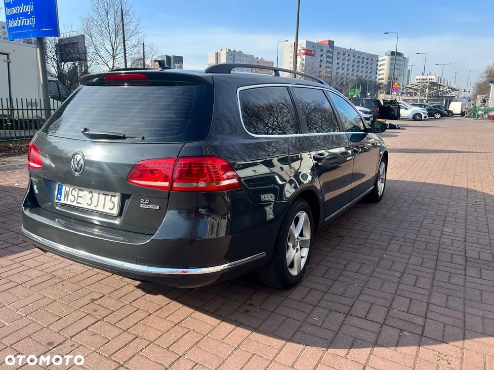 Volkswagen Passat 2.0 TDI Comfortline DSG - 8