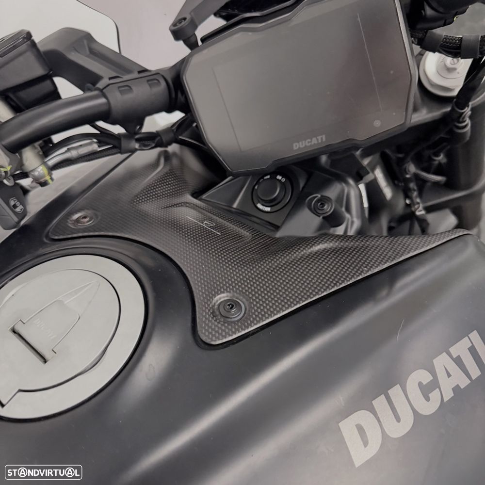 Ducati Diavel Black Roadster - 4