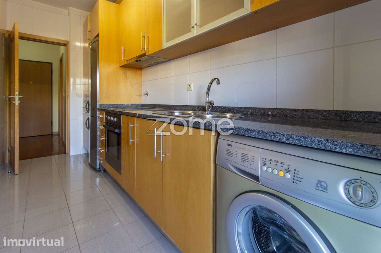 Apartamento T1 Junto á UM - Grande imagem: 5/13
