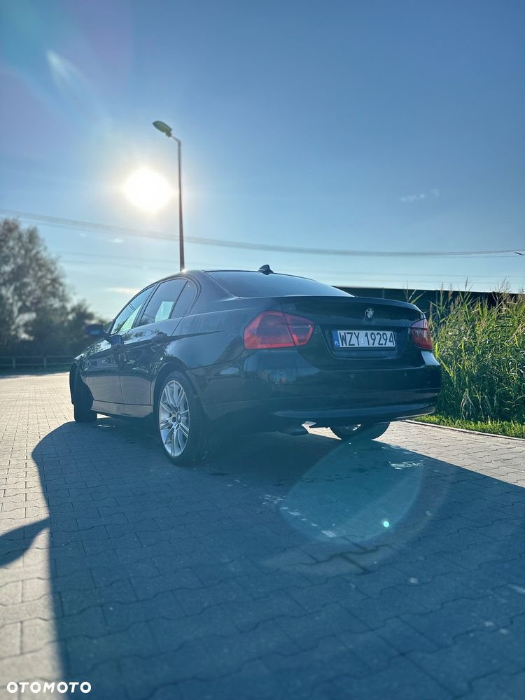 BMW Seria 3 320d - 4