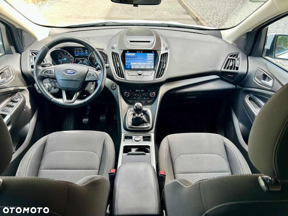 Ford Kuga - 22
