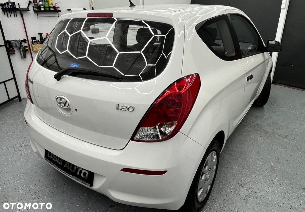 Hyundai i20 - 18
