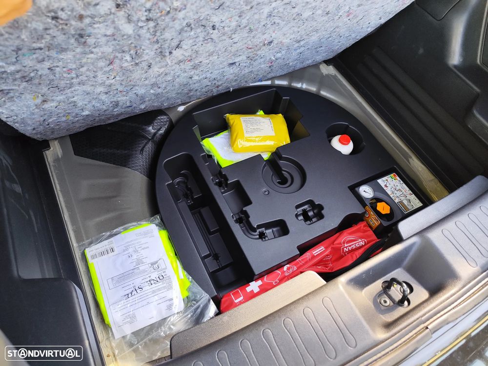 Nissan Juke 1.5 dCi N-Connecta P.Ext.1 San Diego Yellow - 34