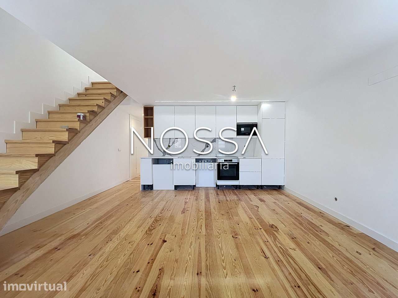 T3 Duplex | Remodelado | Vista Rio | Sta. Engrácia-S.Vicente - Grande imagem: 2/30