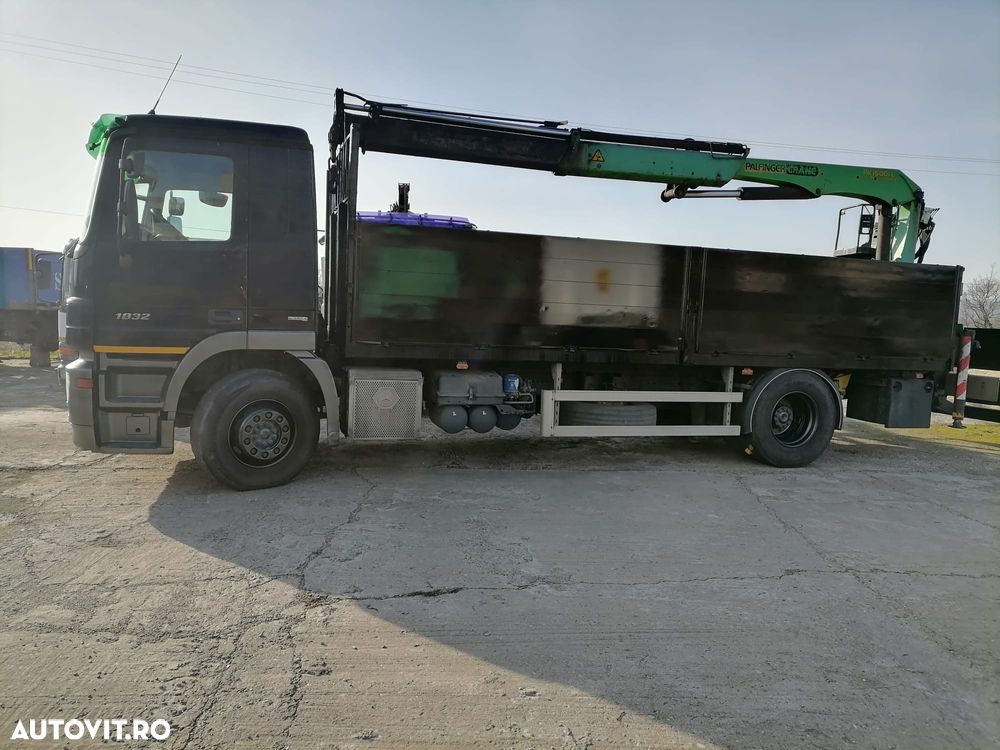 Mercedes-Benz Actros 1832 - 6