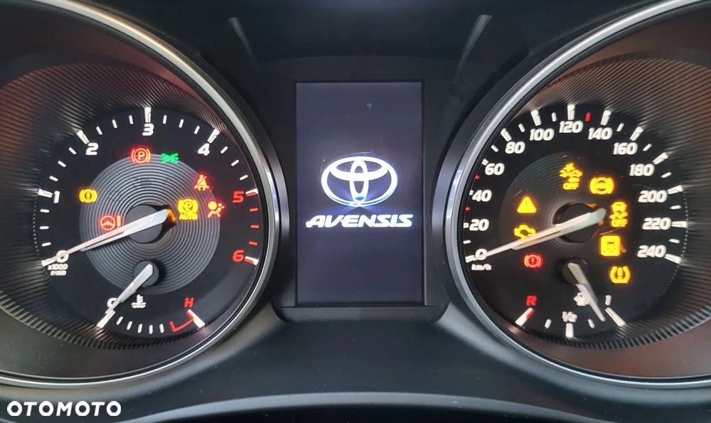 Toyota Avensis 2.0 D-4D Prestige - 13