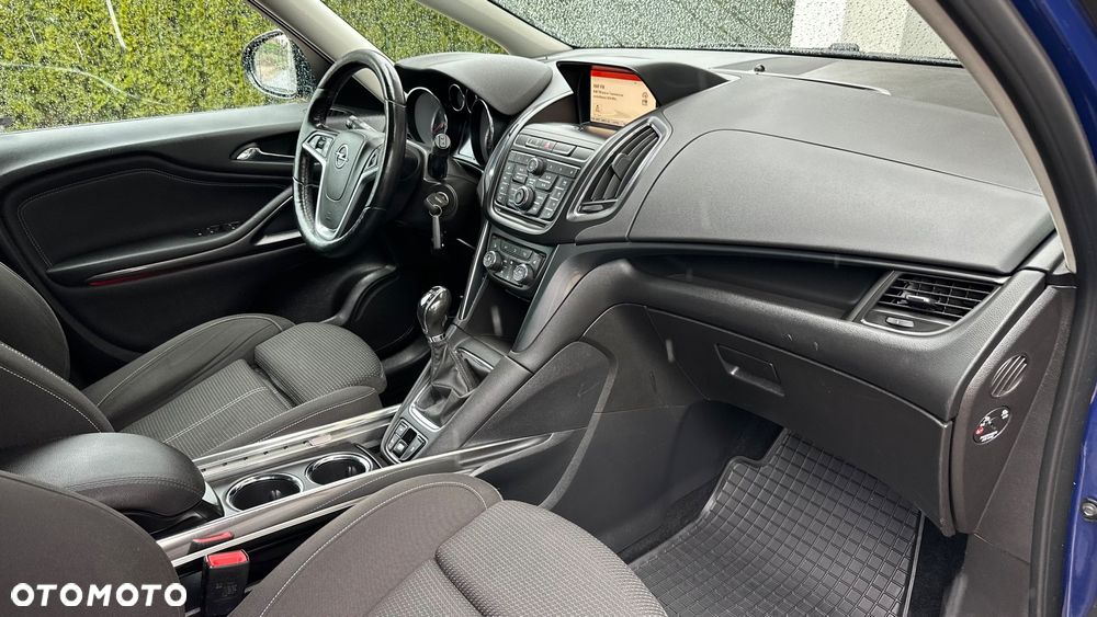 Opel Zafira 2.0 D (CDTI ecoFLEX) Start/Stop Innovation - 26