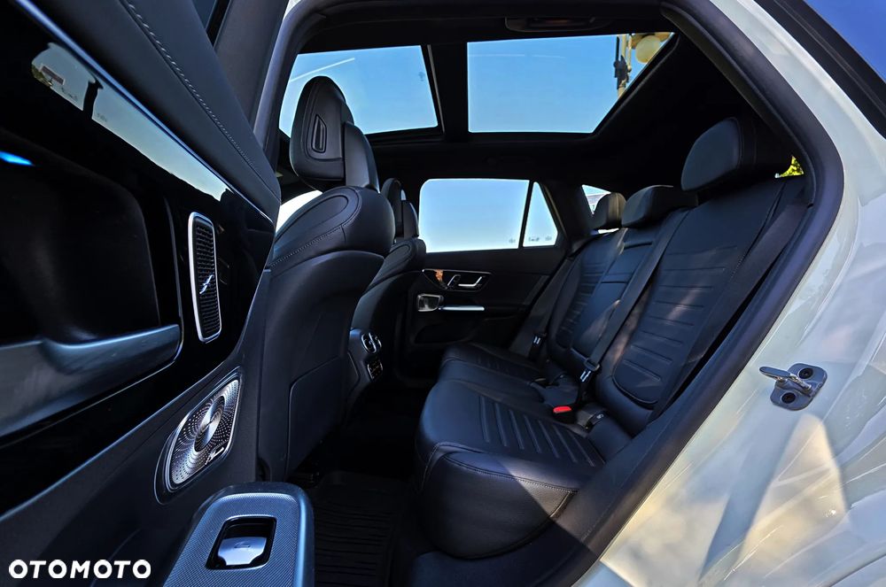 Mercedes-Benz GLC 300 d 4Matic 9G-TRONIC Edition AMG Line - 23