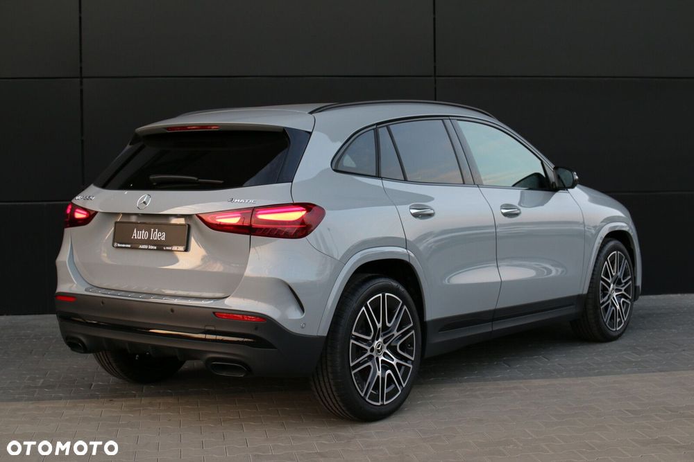 Mercedes-Benz GLA - 6