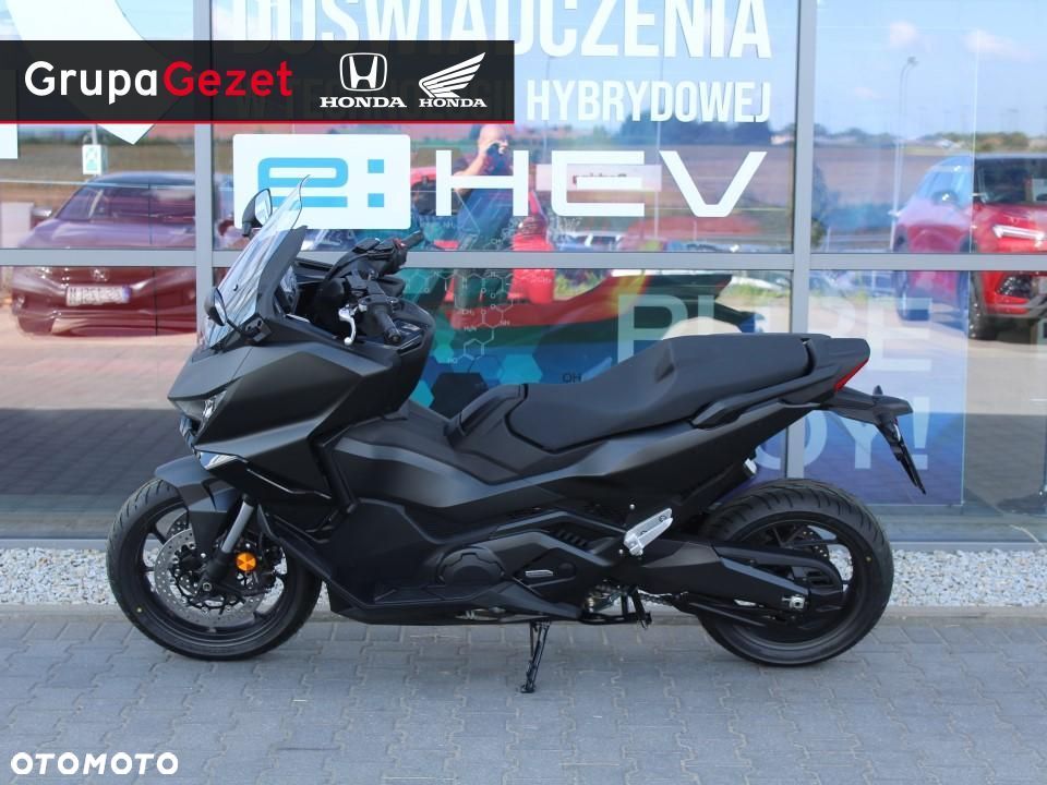 Honda NSS - 4