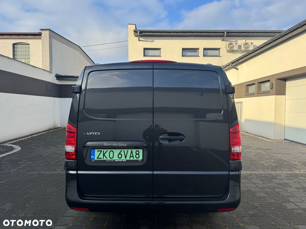 Mercedes-Benz eVITO - 9