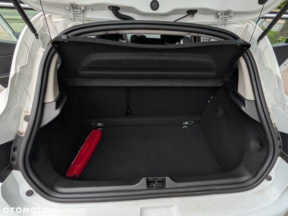 Renault Clio - 28