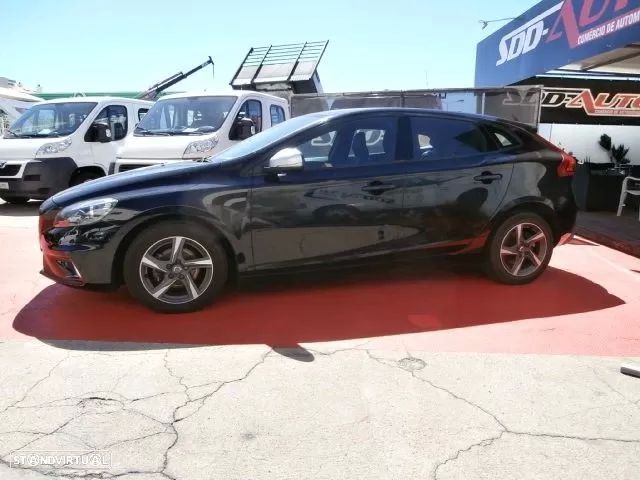 Volvo V40 2.0 D2 R-Design - 10