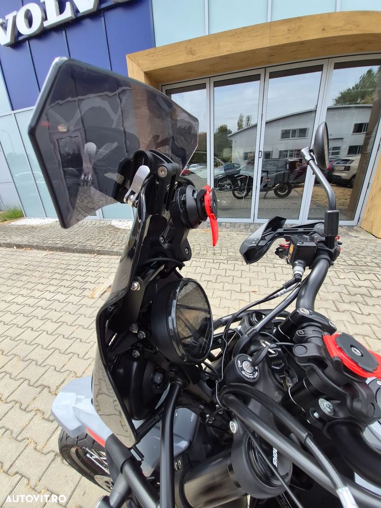 Royal Enfield Himalayan - 12