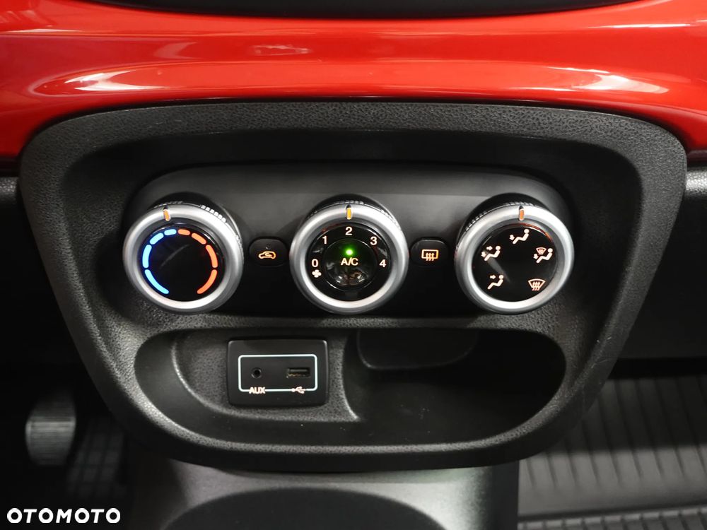 Fiat 500L 1.4 16V Lounge - 35