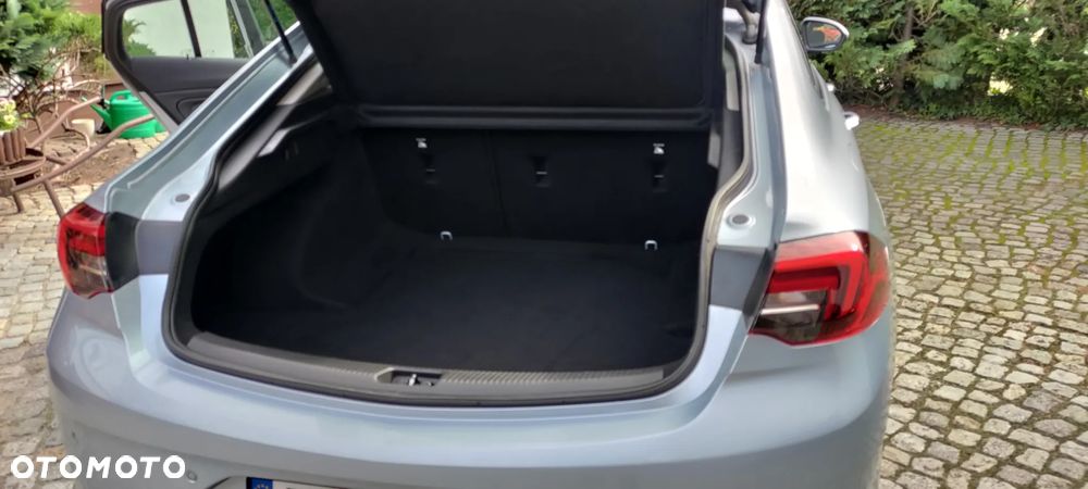 Opel Insignia - 10