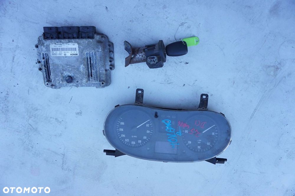 KOMPUTER STEROWNIK SILNIKA 8200311550 OPEL MOVANO A 2.5 DCI - 1