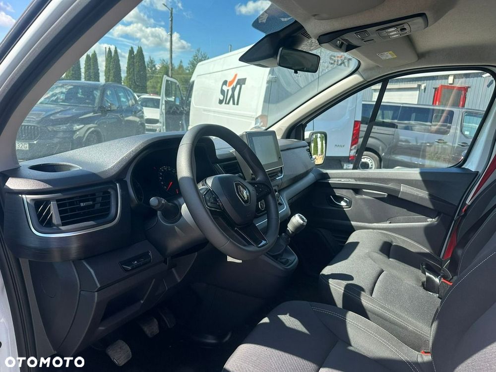 Renault Trafic - 21