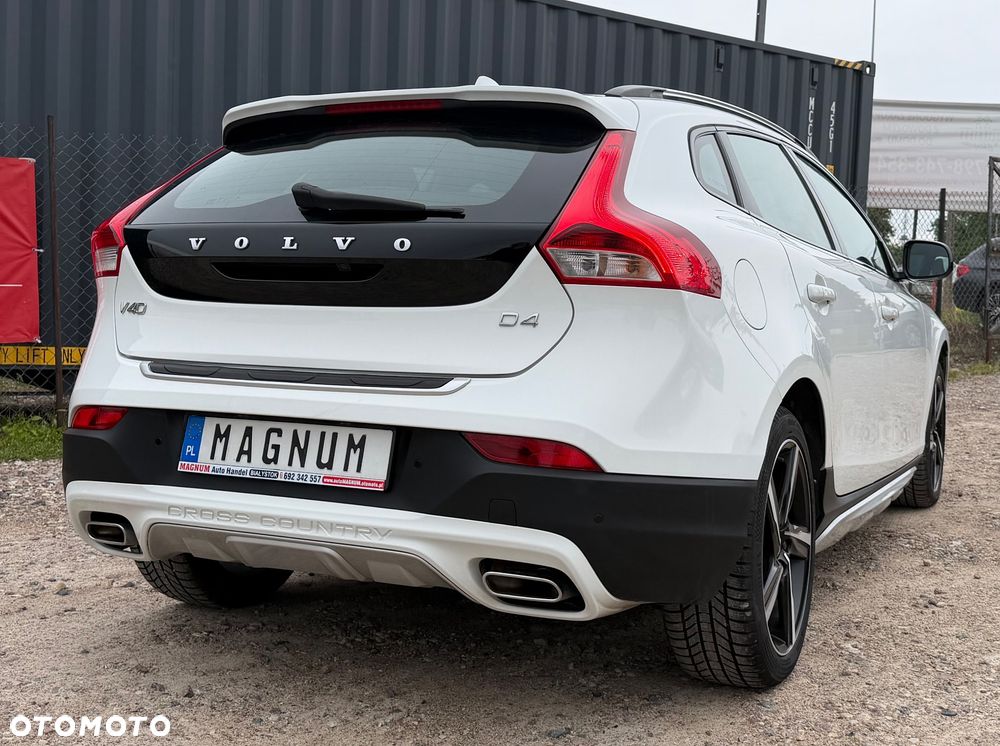Volvo V40 Cross Country D4 Geartronic Summum - 32