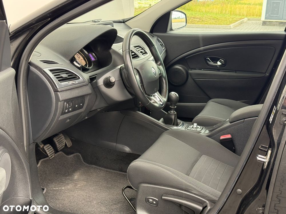Renault Megane 1.5 dCi Energy Limited EU6 - 9