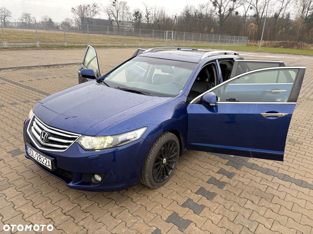 Honda Accord 2.2d Executive Nav - 8