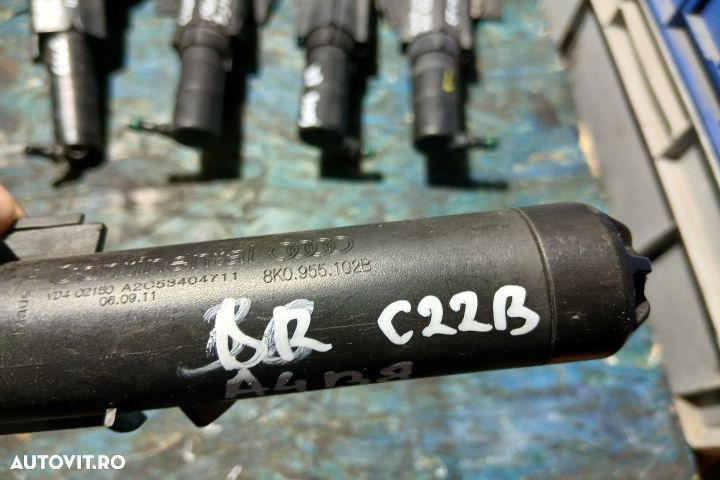 Spalator far dreapta 8K0955102B 8K0955102B Audi A4 B8/8K [2007 - 2011 - 3