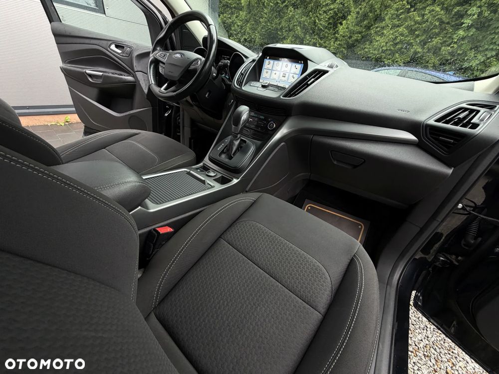 Ford Kuga 2.0 TDCi 2x4 Titanium - 15