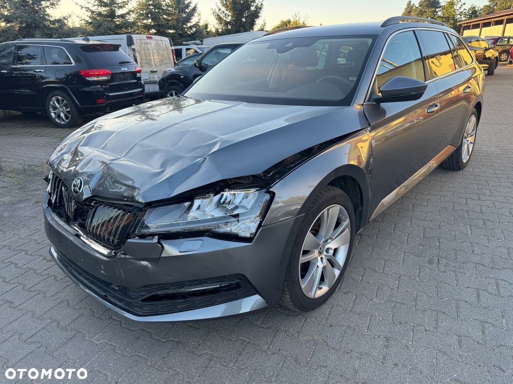 Skoda Superb 2.0 TDI DSG Premium Edition - 3