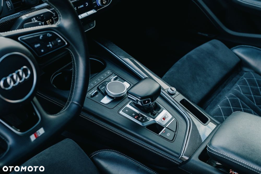 Audi S4 Limousine - 18