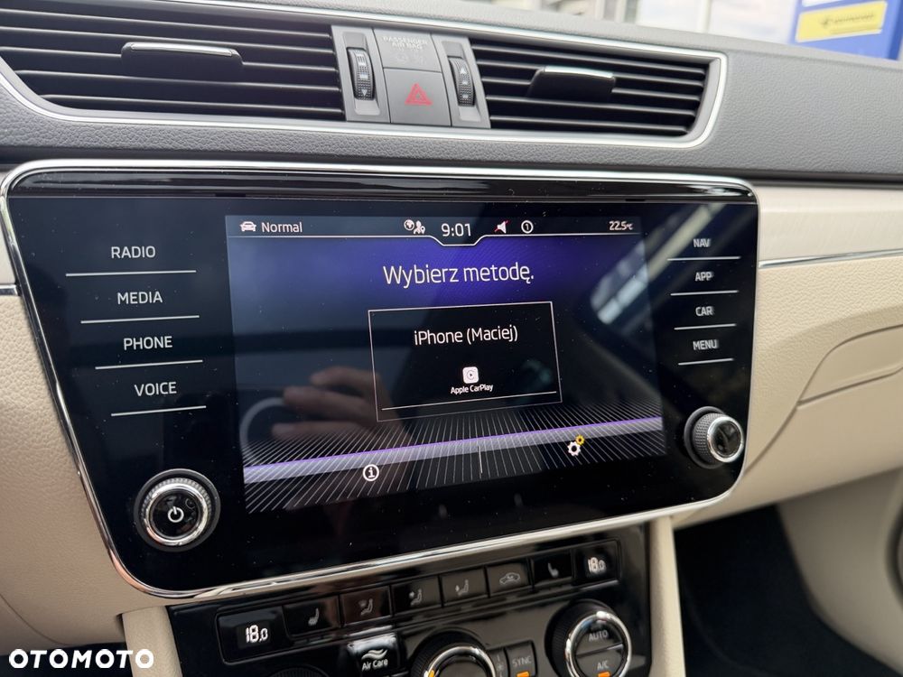 Skoda Superb 2.0 TDI DSG Premium Edition - 13