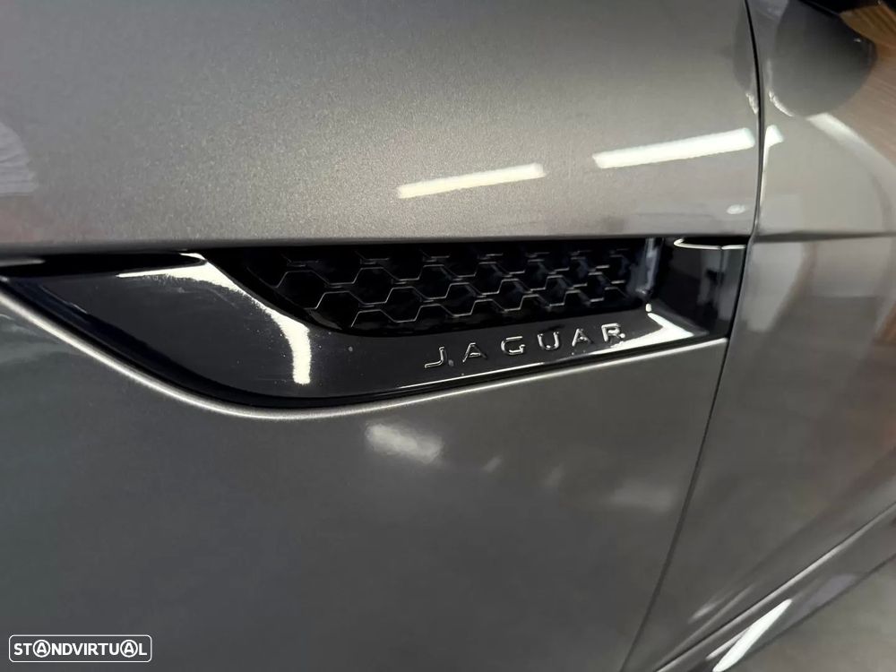 Jaguar F-Type 2.0 i4 R-Dynamic Black - 45