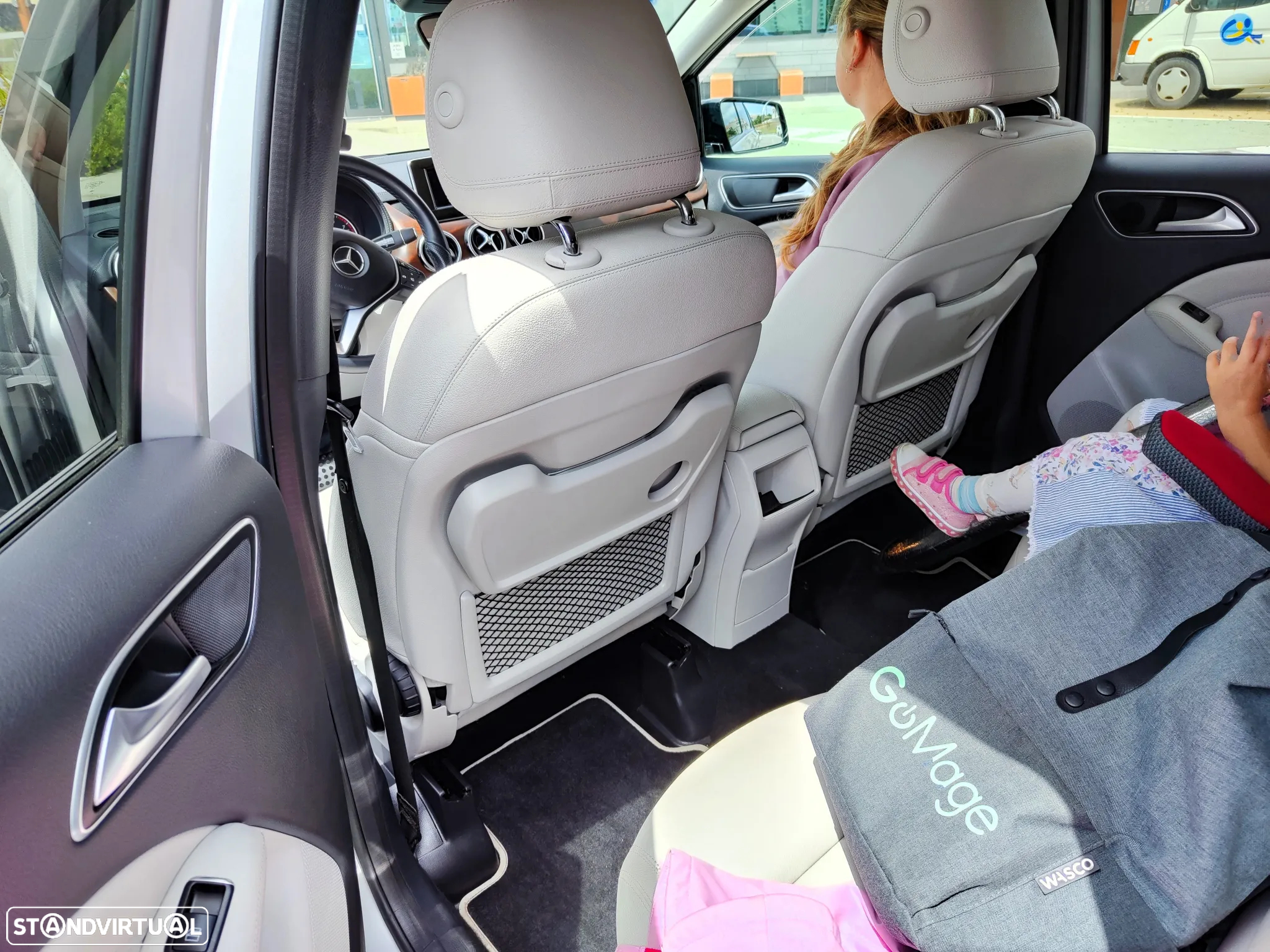 Mercedes-Benz B 200 7G-DCT - 5