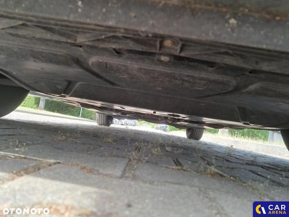 Volkswagen Golf - 16