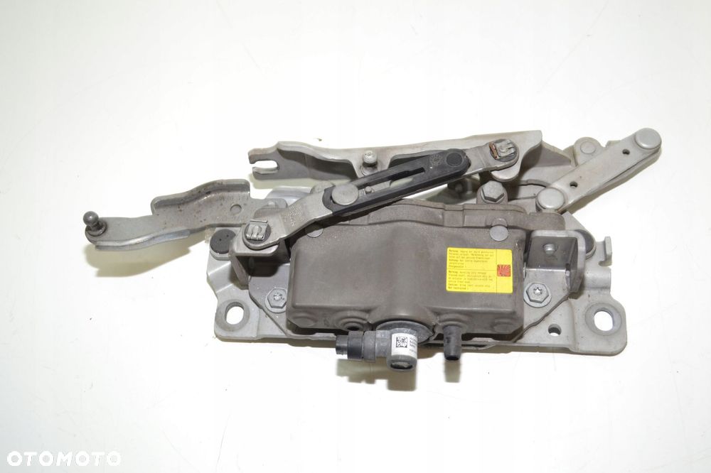 PRAWY ZAWIAS MASKI NABÓJ BMW F10 F11 F01 7191328 - 2