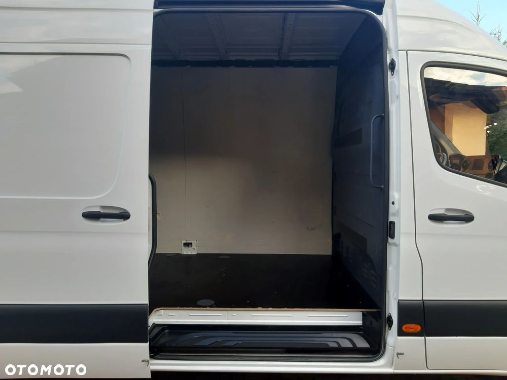 Mercedes-Benz Sprinter 317 CDI - 36