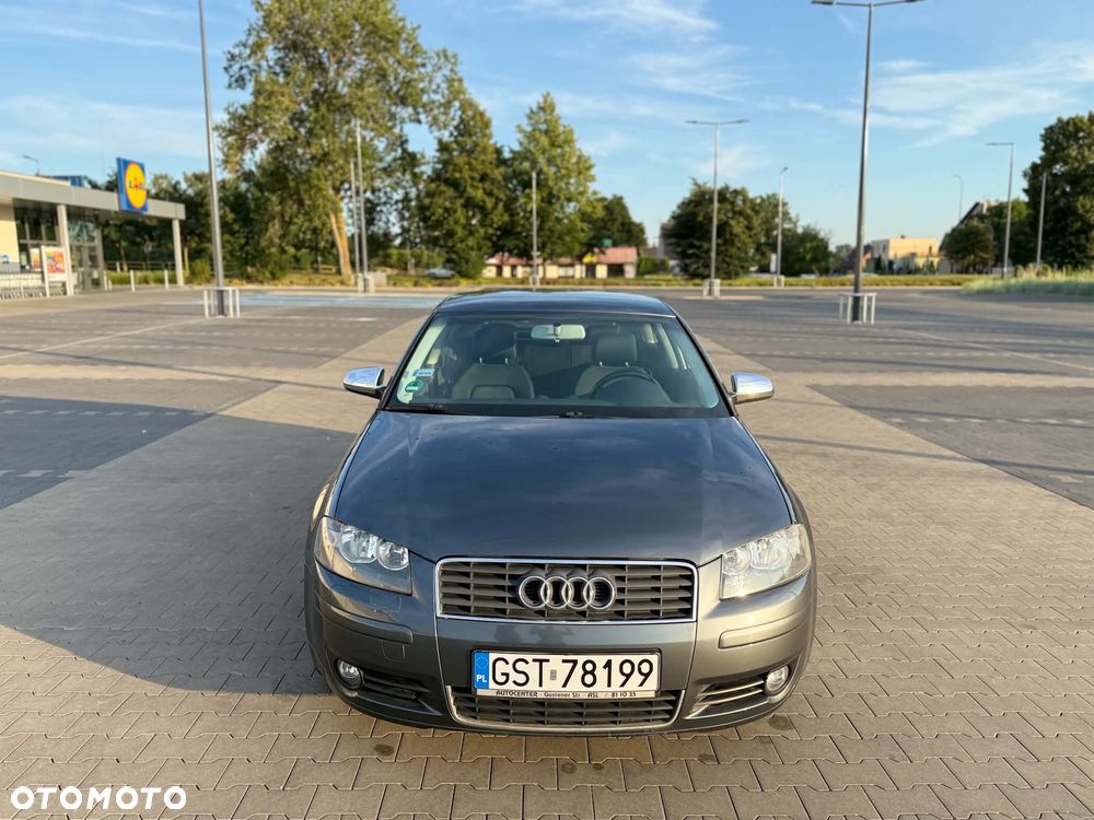 Audi A3 3-drzwiowe 1.6 Ambition - 8
