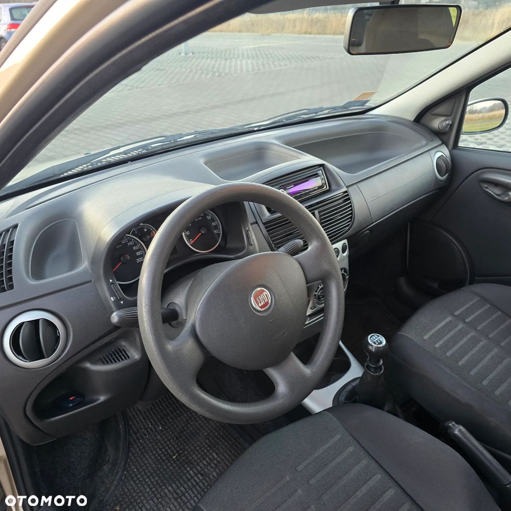 Fiat Punto - 12