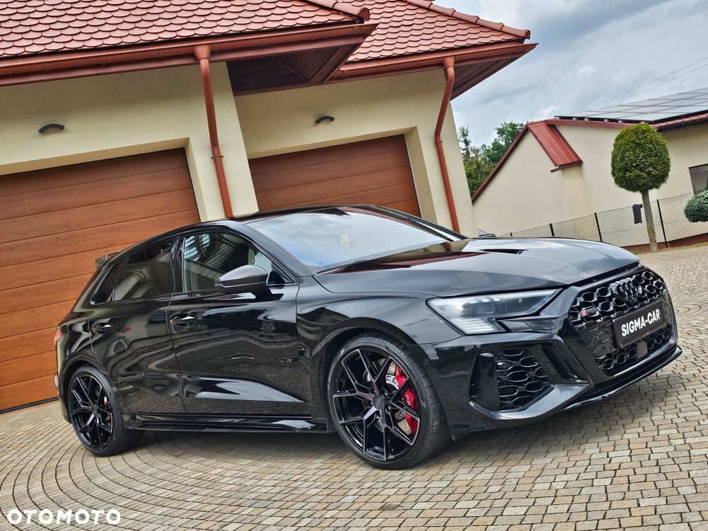 Audi RS3 Sportback - 18