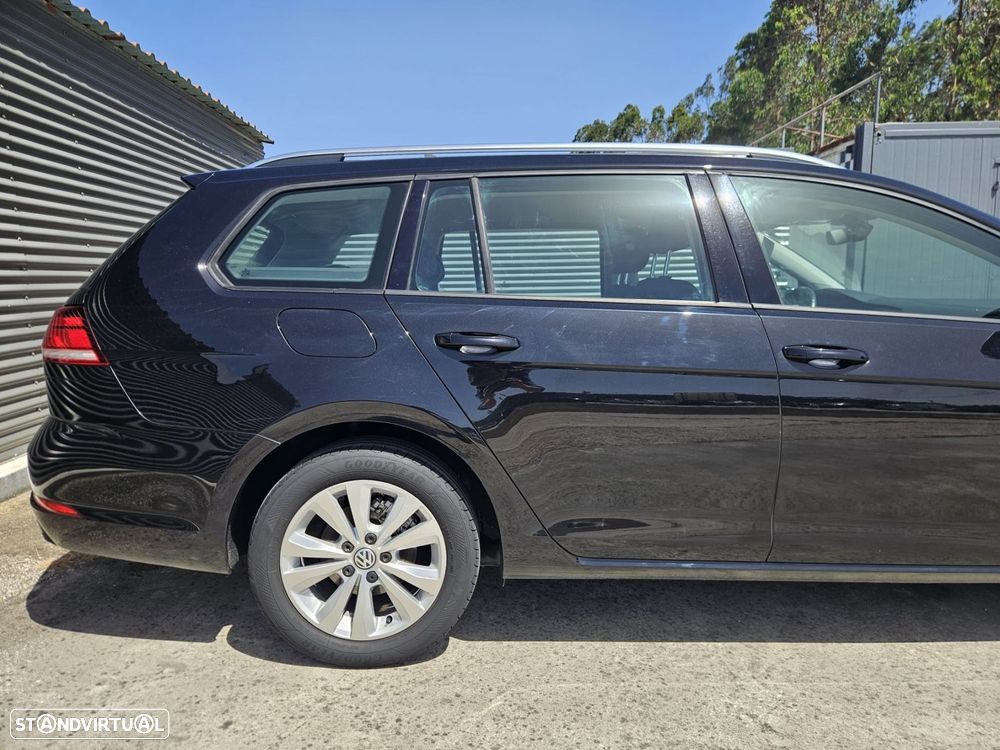 VW Golf Variant 1.6 TDi Confortline - 9