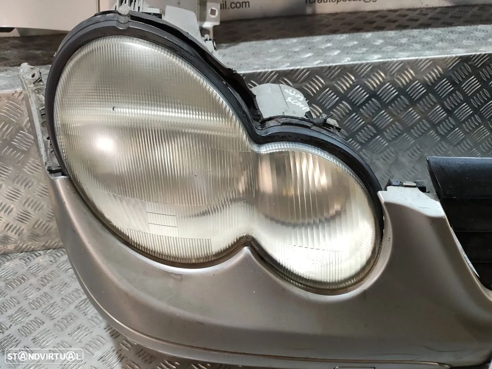 Frente Completa Mercedes Benz Class C W203 CL203 Sport Coupé - 5